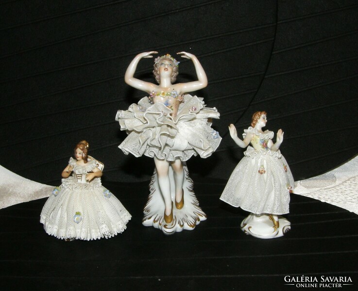 Csipkeruhás balerina 3 db - 2 db  Nápolyi 1 db Dresden porcelán