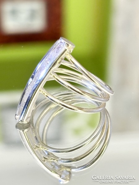 Mesés, káprázatos-különleges ezüst gyűrű, cirkónia kövekkel