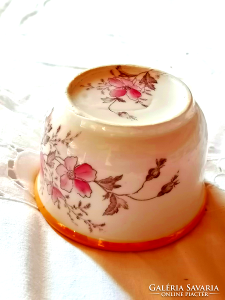 Old hand-painted koma cup with pink flowers 3.