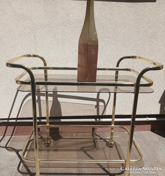 Vintage mid century italy  " MOREX"  zsúrkocsi füstüveg polcokkal görgőkel .Alkudható!