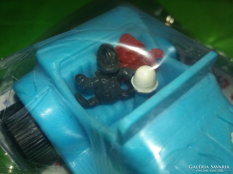 Retro magyar trafikáru bazáráru bontatlan csomag DISNEY BUGGY kék műanyag kisautó 11cm képek szerint