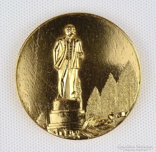 1R138 socialist real souvenir golden Lenin plaque Kiev