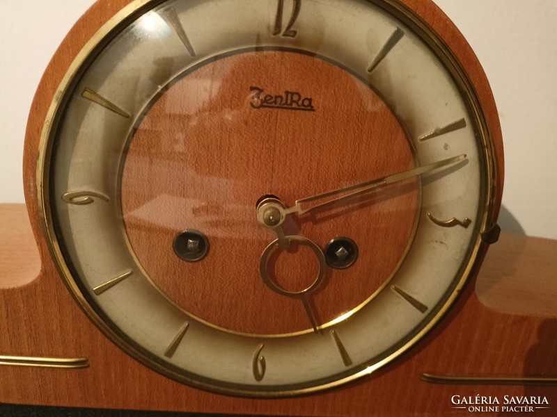 German mantel clock HUF 16,000