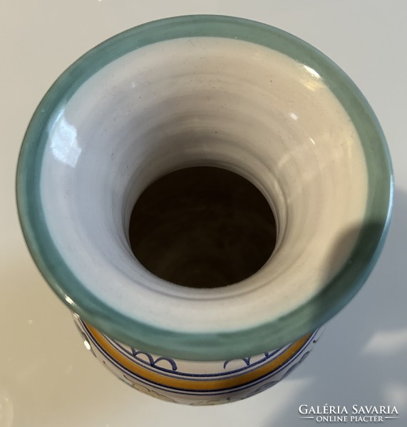 Habán's ceramic vase was judged
