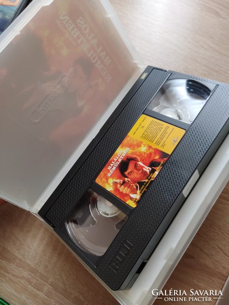 James Bond 007 - Halálos rémületben -   VHS  film ritkaság    Timothy Dalton