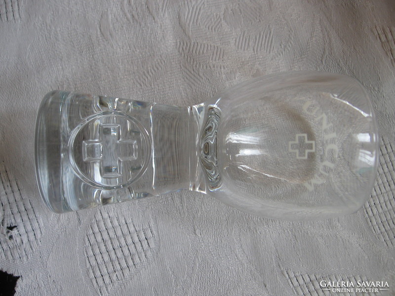 Unicum rövid italos pohár tömör talppal