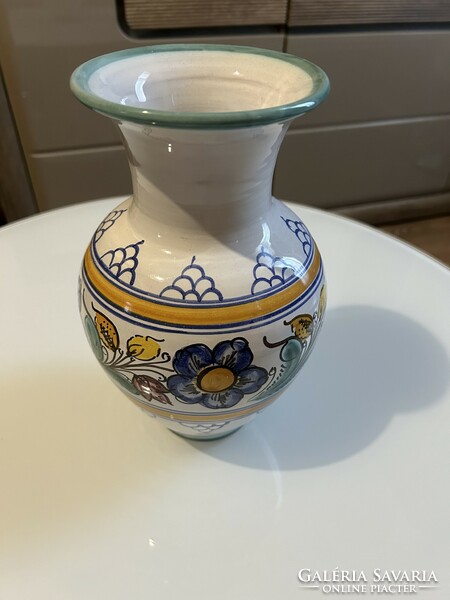 Habán's ceramic vase was judged