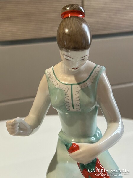Höllóháza porcelain figurine of a bell pepper woman