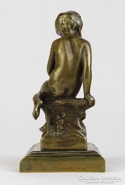 1Q811 XX. századi művész : Fiú és a béka bronz kisplasztika 14.5 cm