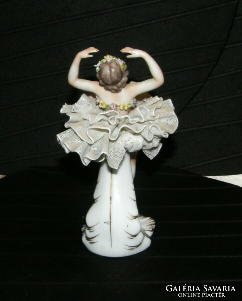 Ballerina in lace dress 3 pcs - 2 pcs Neapolitan 1 pcs Dresden porcelain