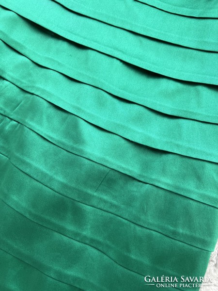 Különleges zöld színű selyem koktélruha, miniruha