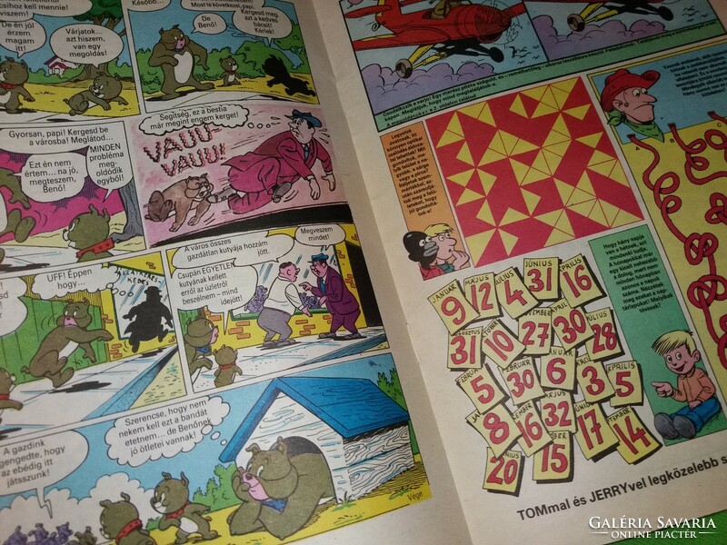 The first issue of the first season! The highly successful cartoon tom and jerry comic is in good condition according to the pictures