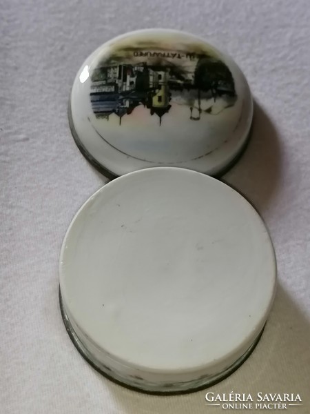 Új-Tátrafüredi porcelán rézszerelékes emlék doboz cc. 1915-1920