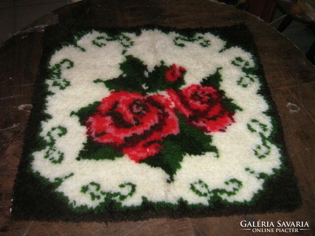 Beautiful baroque rose pattern decorative pillow suba base new