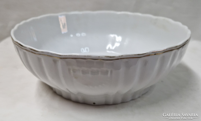 Régi Zsolnay Hungária sorozat aranyozott szegélyű porcelán pörköltes vagy leveses tál 24 cm.