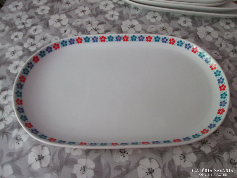 Alföldi oval bowl, offering