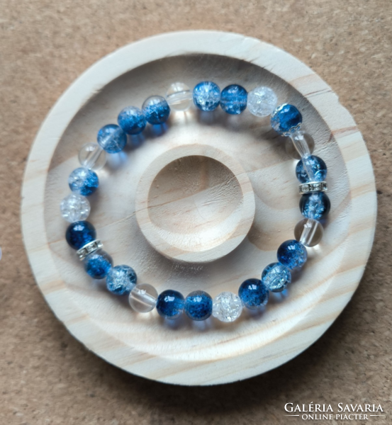 Blue cracked pearl bracelet