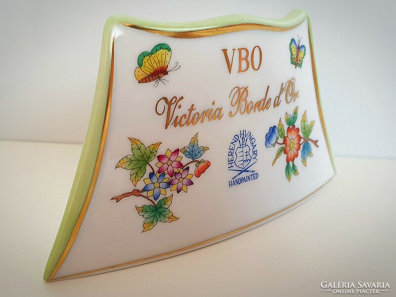 Herend vbo victoria signboard sign
