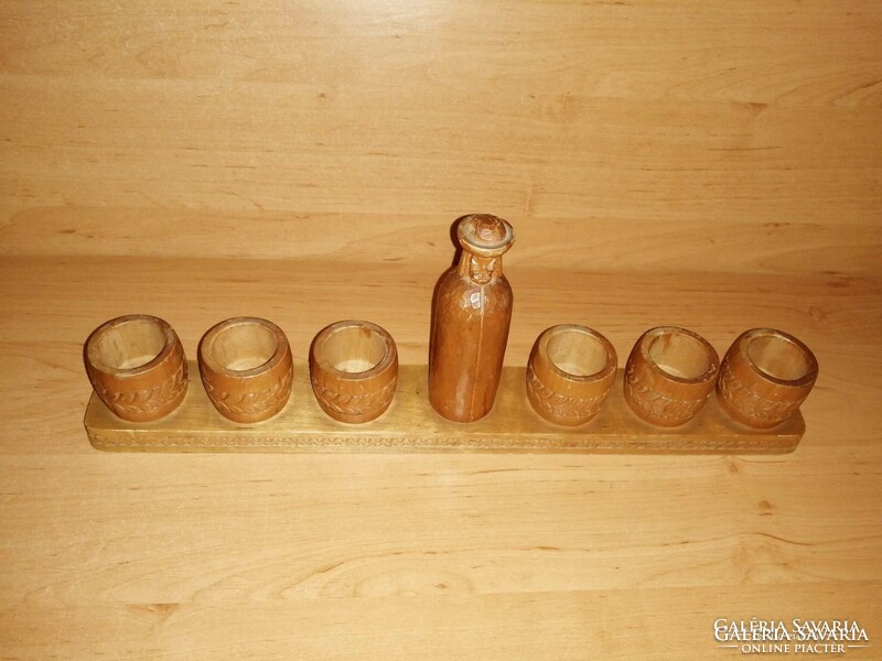 Antique craftsman wood carving with outlaw shaped bottle glasses - all fixed! (30/D)