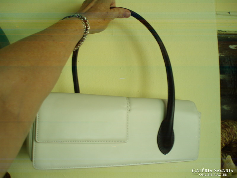 Very special leather bera handbag, shoulder bag
