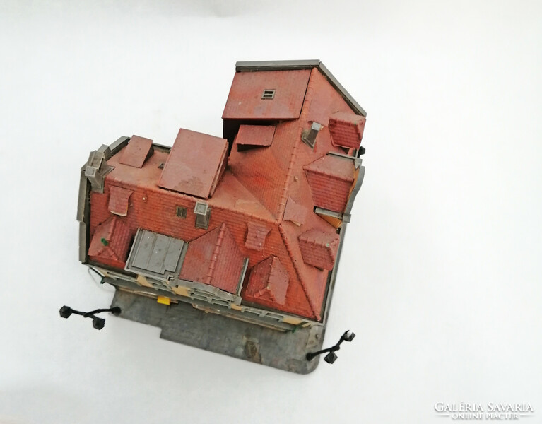 Kibri town house - inn, hotel, hostel - field table model, model railway