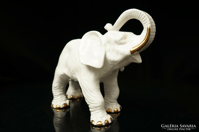 Nagyméretű Porcelán Elefánt / Fehér és Arany