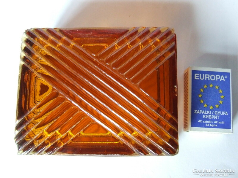 Old amber heavy glass lid box, bonbonier