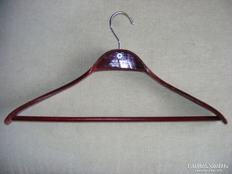 Old asiaword plaza hotel taipei wooden hanger