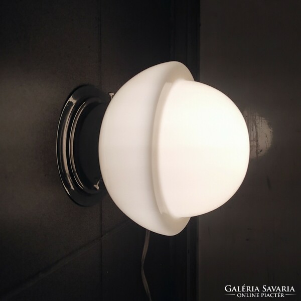 Bauhaus - art deco chromed ceiling / wall lamp renovated - special shaped cream shade