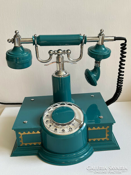 Antik stílusú nosztalgia  tárcsás telefon