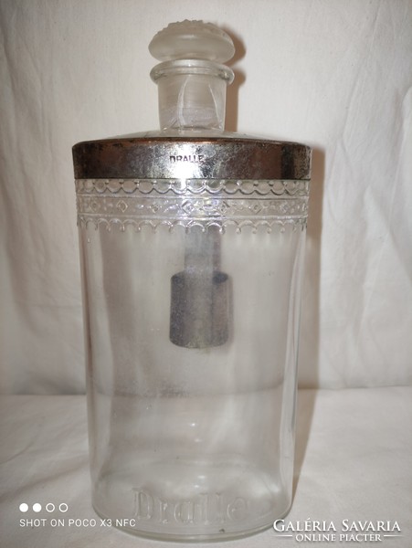 DRALLE jelzéssel nagy méretű antik  parfümös üveg hozzá illő törv. védve jelzett mérő edény