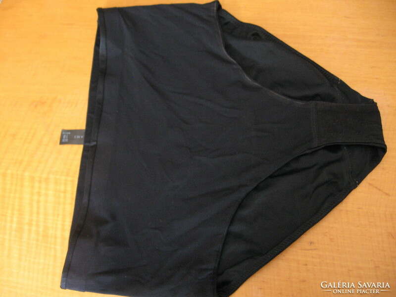 Debenhams black swimwear bottoms uk18, eu 46
