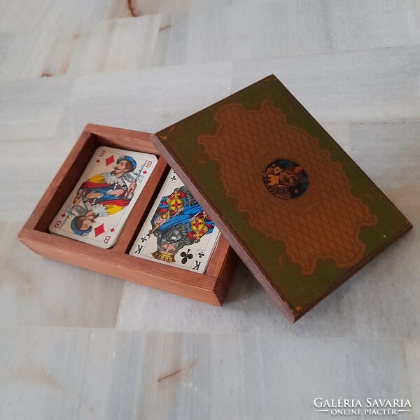 Wooden card holder box