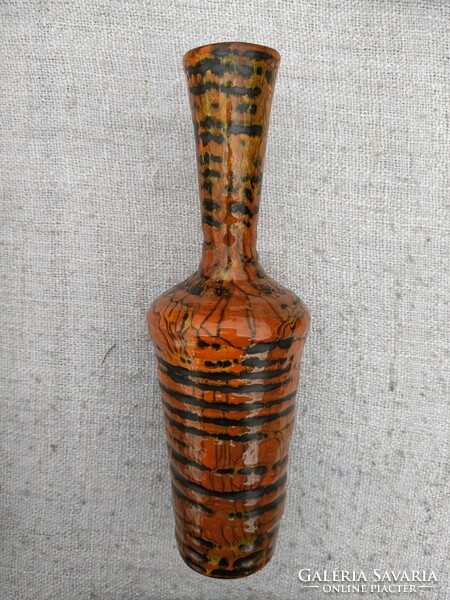 Gorka - nagyobb méretű váza csíkos dekorral, hibátlan, jelzett, 32 cm