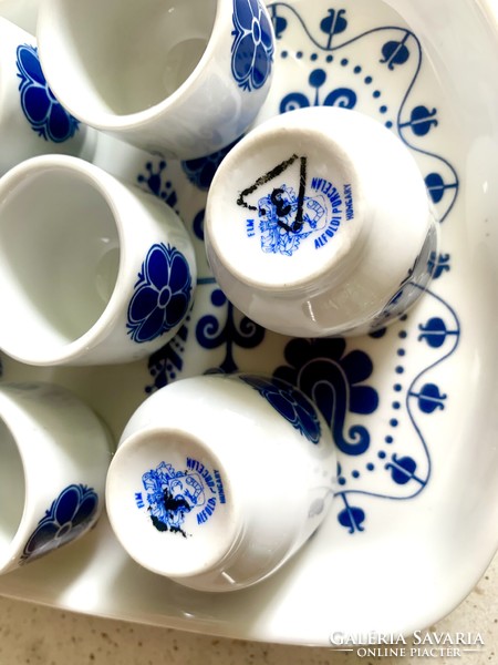 Retro kék festett népi mintás Alföldi porcelán pálinkás szett