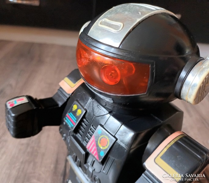 Retro remote control talk-a-tron robot 30 cm!
