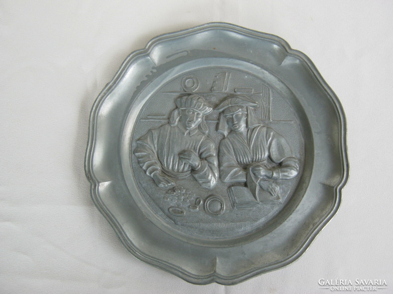 Spectacular pewter wall decoration bowl decorative plate