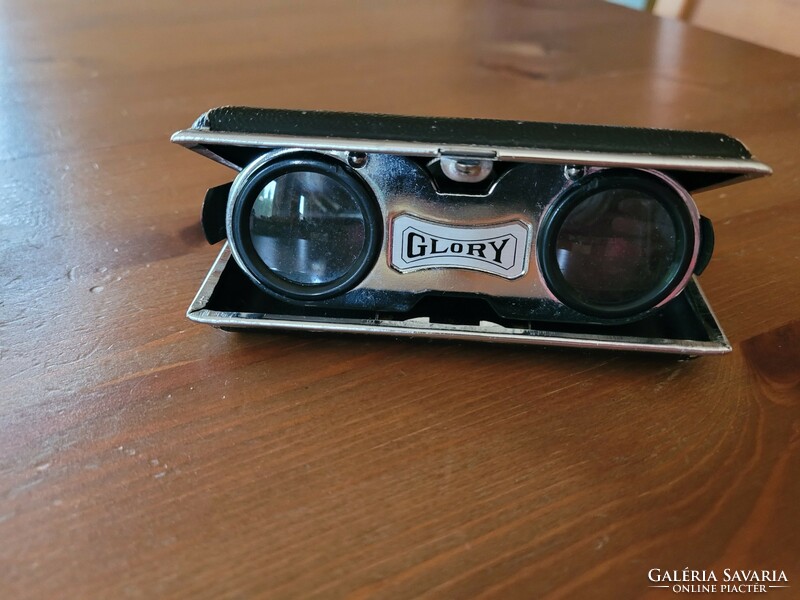 Glory retro vintage Japanese folding theater binoculars.