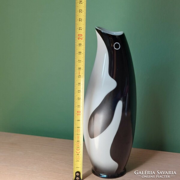 Rare collector kocszor sándor raven house penguin vase