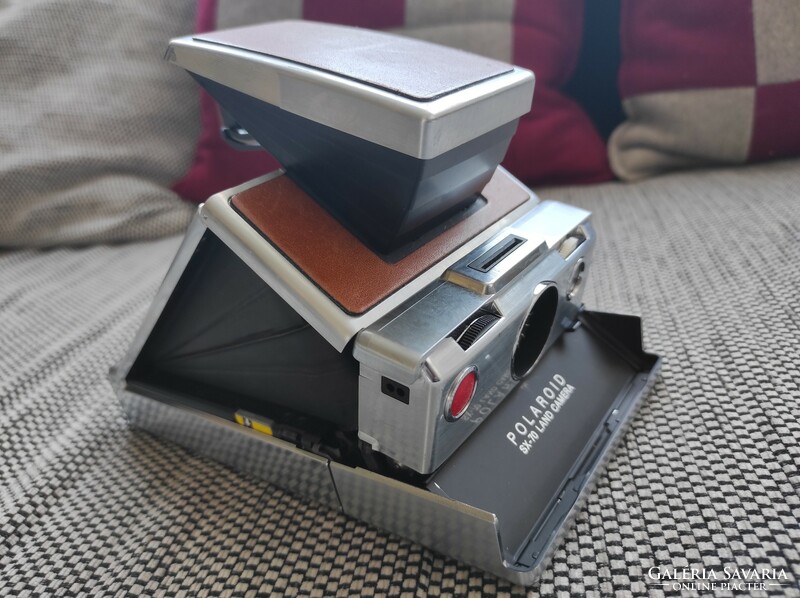 Polaroid SX70 land  camera