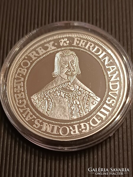 Magyar tallérok utánveretben III. Ferdinánd tallérja 1637. 999 ezüst