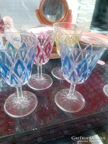 Színes francia kristály poharak