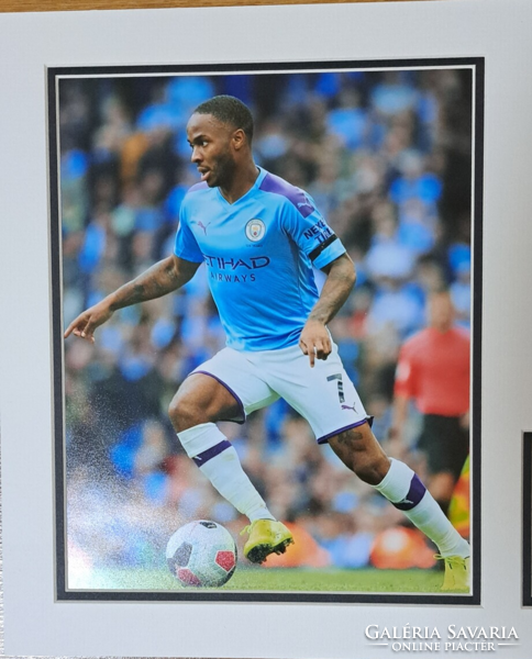 Raheem Sterling angol labdarúgó dedikált fotó, aláírás, tanúsítvánnyal, 40 x 30 cm