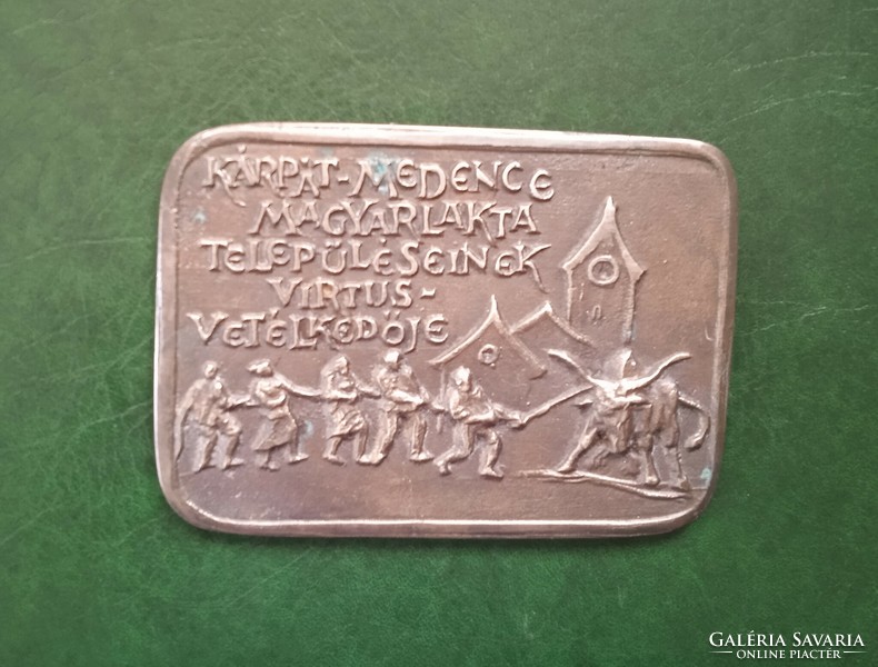 Emlékplakett a Kárpát – medence Magyarlakta településeinek Virtusvetélkedője bronz emlék