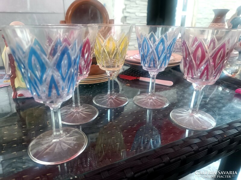 Színes francia kristály poharak