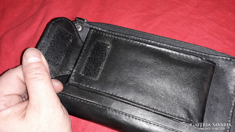 Szép fekete bőr gyöngyvászon bélésű sok férőhelyes kettőterű UNISZEX pénztárca 21x10cm képek szerint