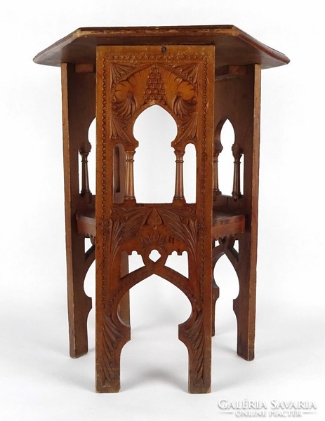 1R051 orientalist small carved tea table 47 cm