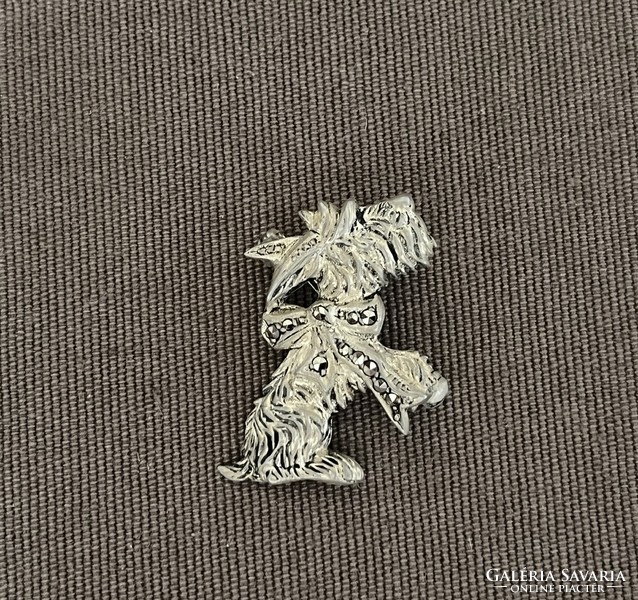 Silver dog brooch
