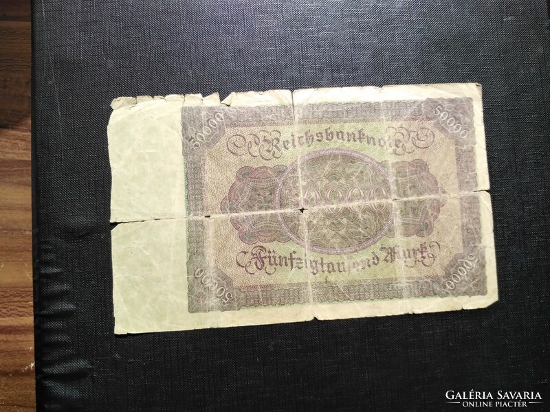 Németország 50 000 Reichsmark 1922, Viseltes