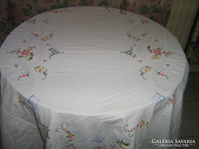 Beautiful hand-embroidered Toledo floral huge needlework tablecloth